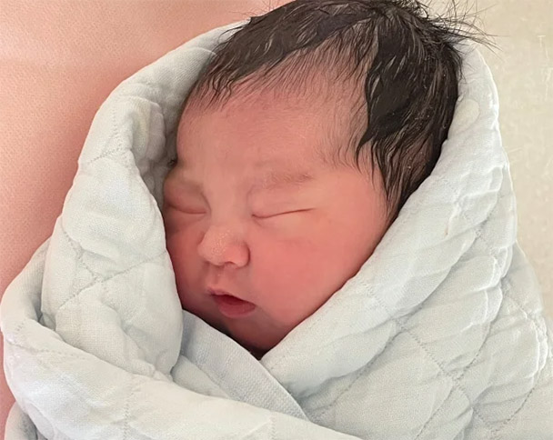 姓洪女宝宝取名字好听(2021年洪姓女孩起名字,好听个性的名字) 姓洪女宝宝取名字好听(2021年洪姓女孩起名字,好听个性的名字)