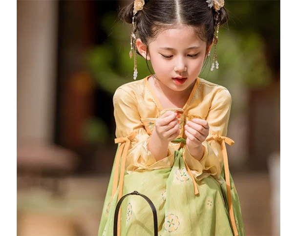 百家姓的姓氏起源（百家姓姓氏图腾（34）亢、寇、邝、况、雷、劳、历、利、隆、楼）