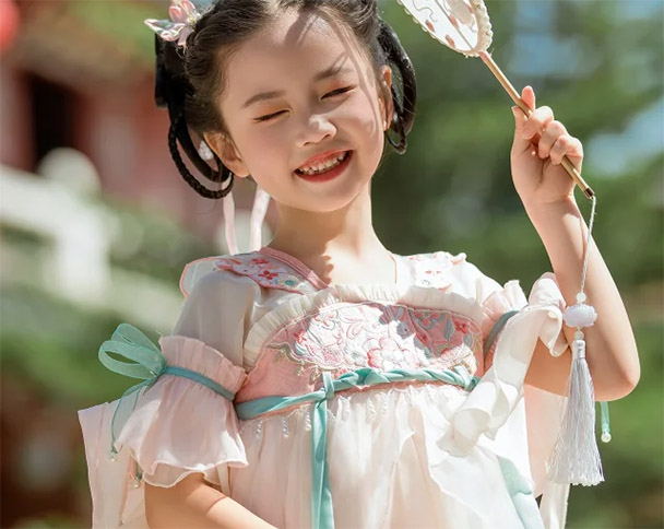 龙女出生年月(生肖龙女-不同出生年份运势讲解) 龙女出生年月(生肖龙女-不同出生年份运势讲解)