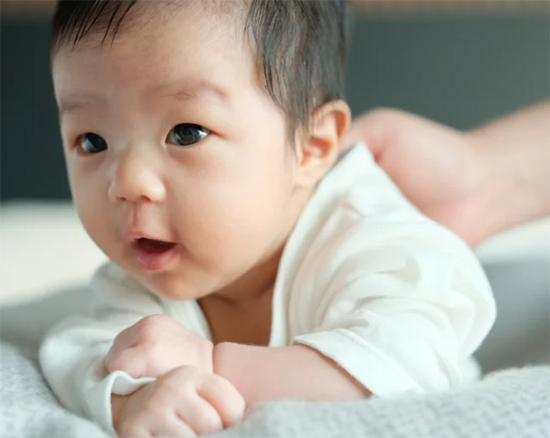 甜甜的女孩儿名字两个字(这些圆圆满满、甜甜美美的女孩名字,最适合暖心小棉袄) 甜甜的女孩儿名字两个字(这些圆圆满满、甜甜美美的女孩名字,最适合暖心小棉袄)